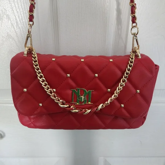 Badgley Mischka Red Quilted Leather Shoulder Bag with Chain Detail - Picture 2 of 9